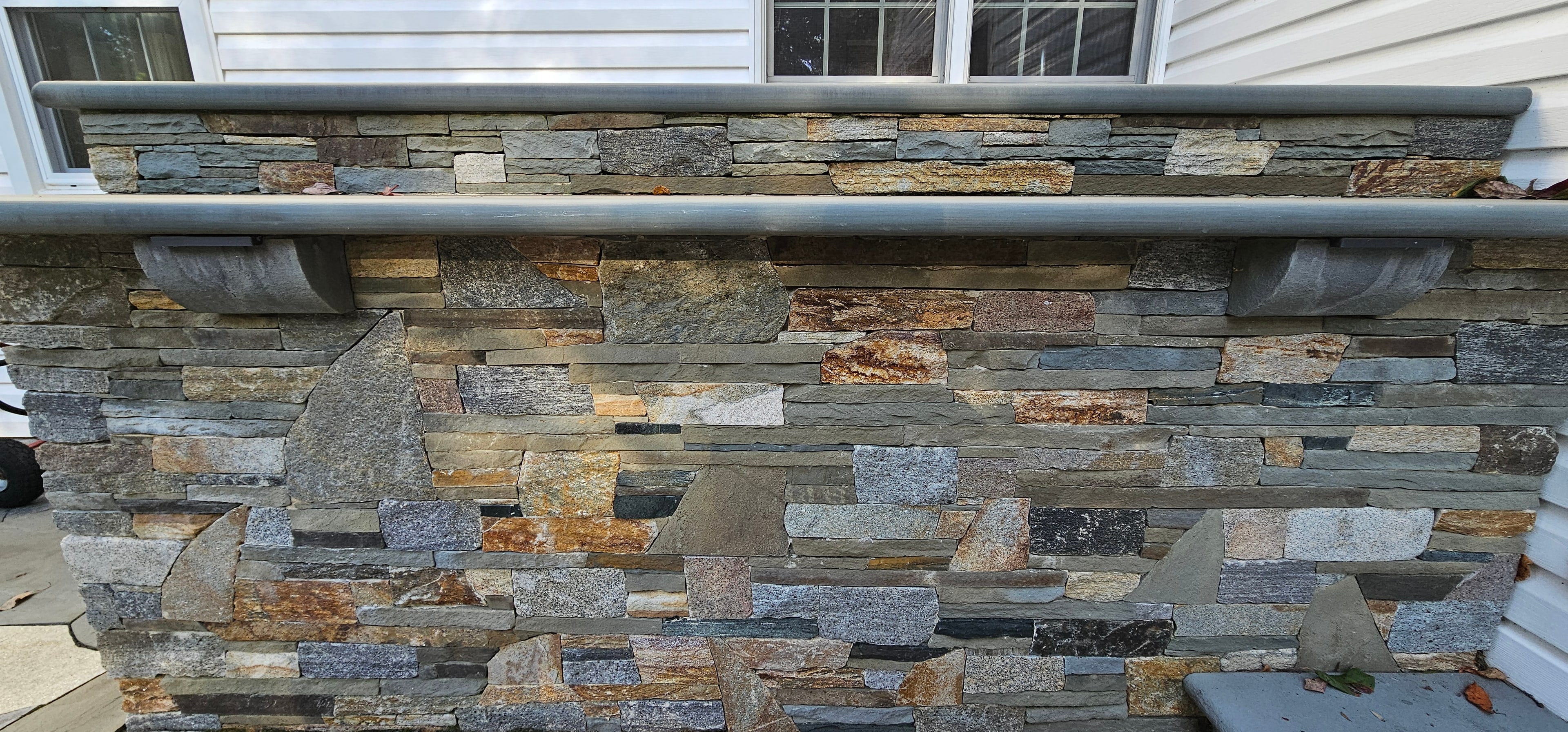 WildWorks fitted natural stone wall